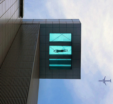 Glass-Bottom-Pool