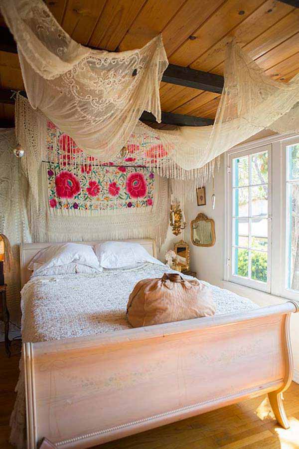 charming-boho-bedroom-ideas-9