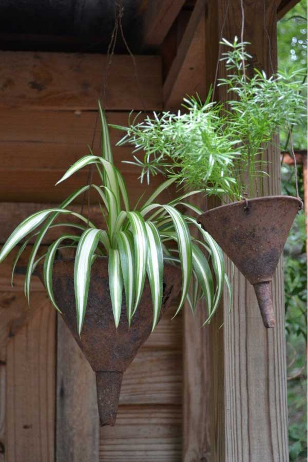 diy-recycled-planter-ideas-9