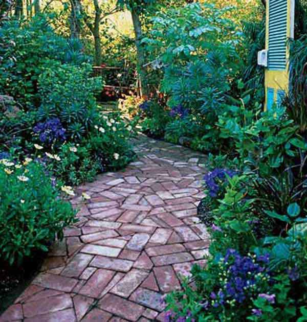 garden-walkway-ideas-30