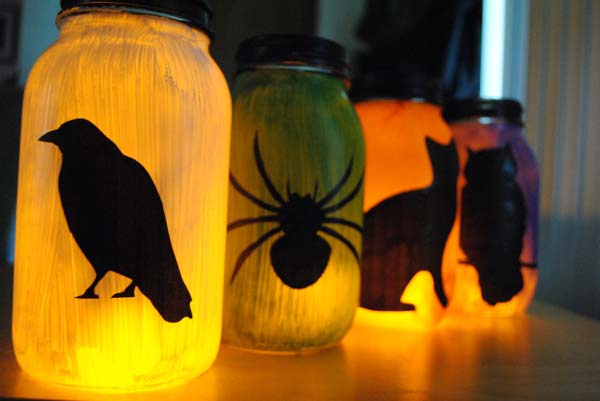 halloween-inspired-mason-jars-22