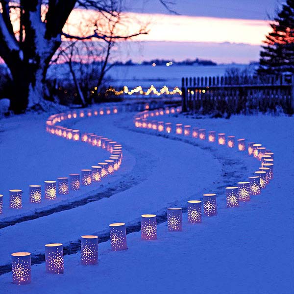 Outdoor-Christmas-Lighting-Decorations-19