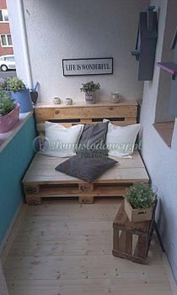 tiny-balcony-furniture-15