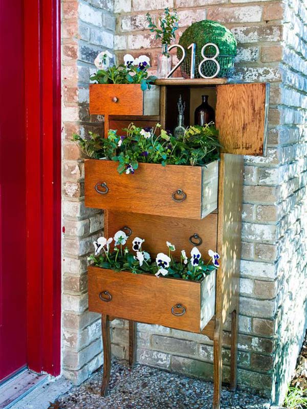 repurposed-furniture-garden-yard-2