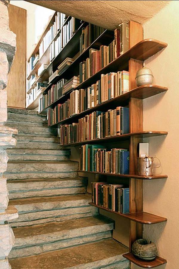 need-ideas-to-decorate-staircase-space-5