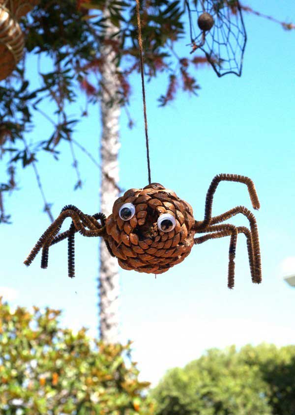 Make a Pine Cone Spider for Halloween